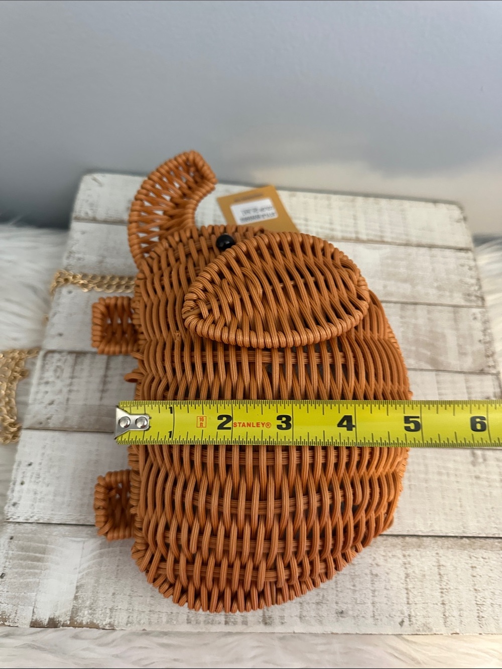 Nwt Tommy bahama elephant bag - Picture 10 of 10